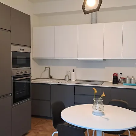 Apartamento Il Nido Di Ely Nel Quartiere Dei Fiori Milão